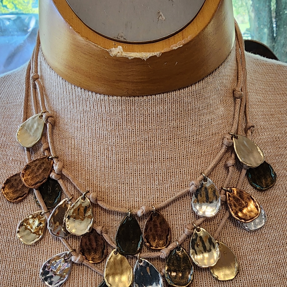 St Thomas Triple Strand Shell Multi Color Cord Sh… - image 2